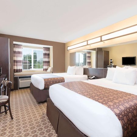 Microtel Inn & Suites By Wyndham Dickinson Kültér fotó