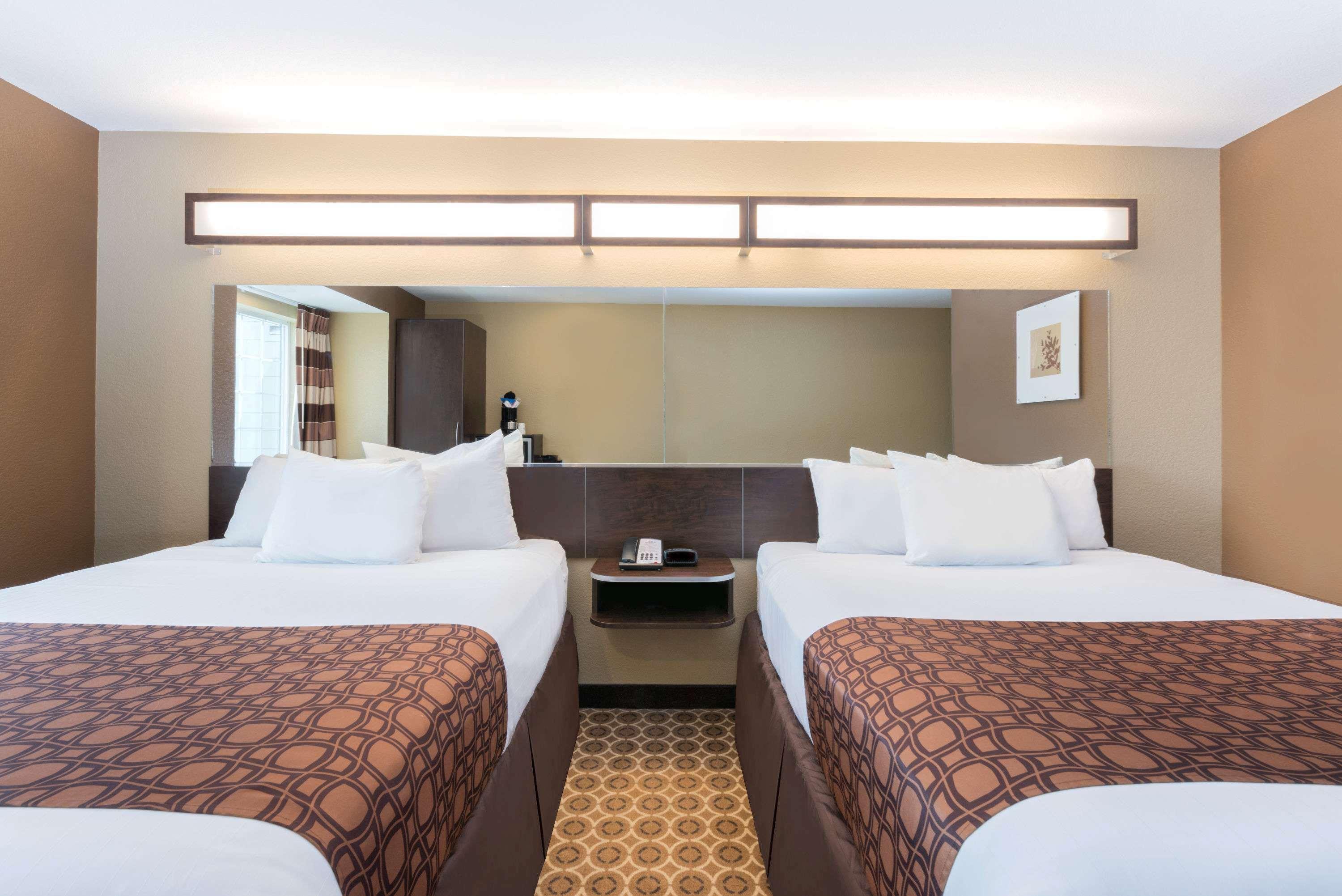 Microtel Inn & Suites By Wyndham Dickinson Kültér fotó