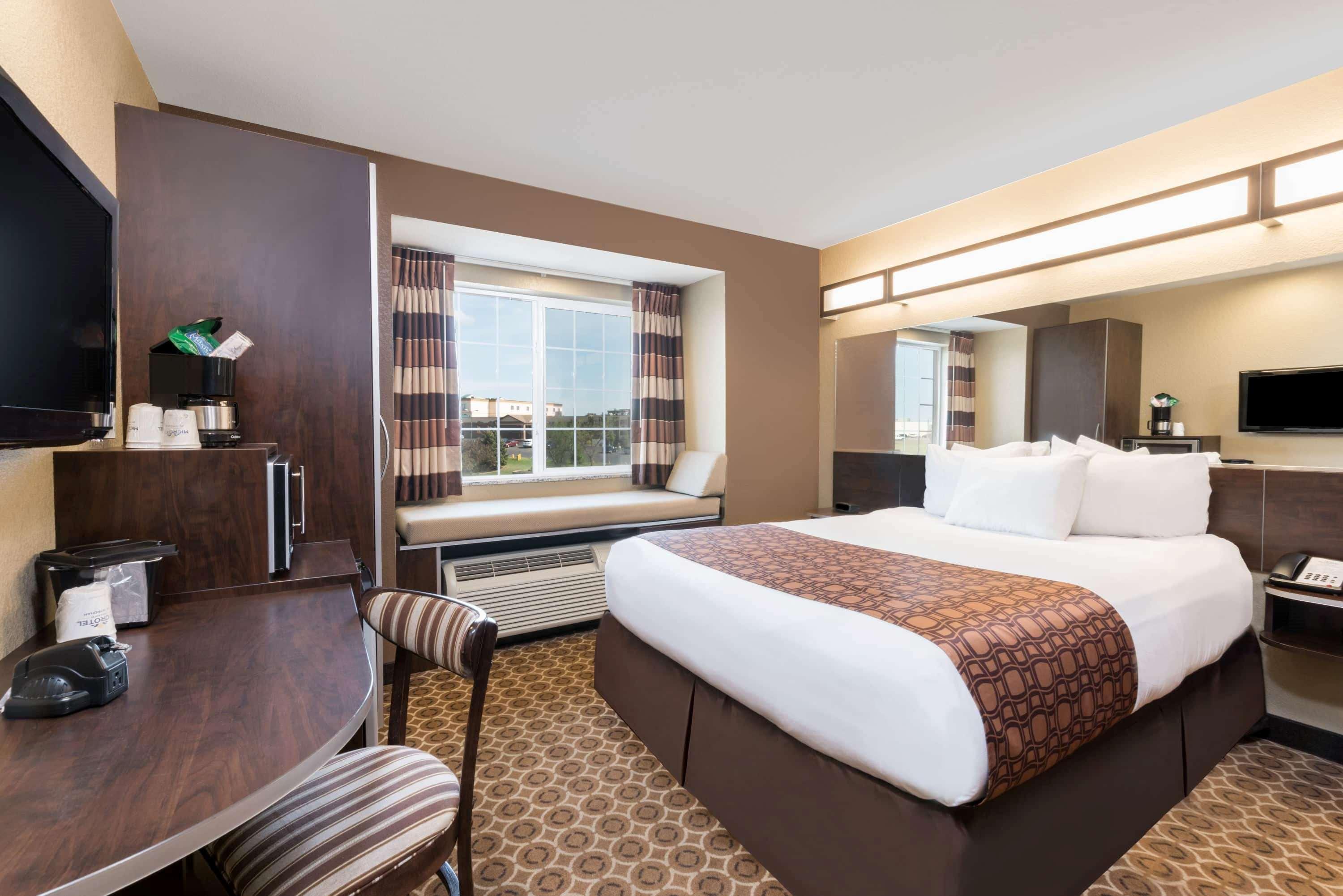 Microtel Inn & Suites By Wyndham Dickinson Kültér fotó