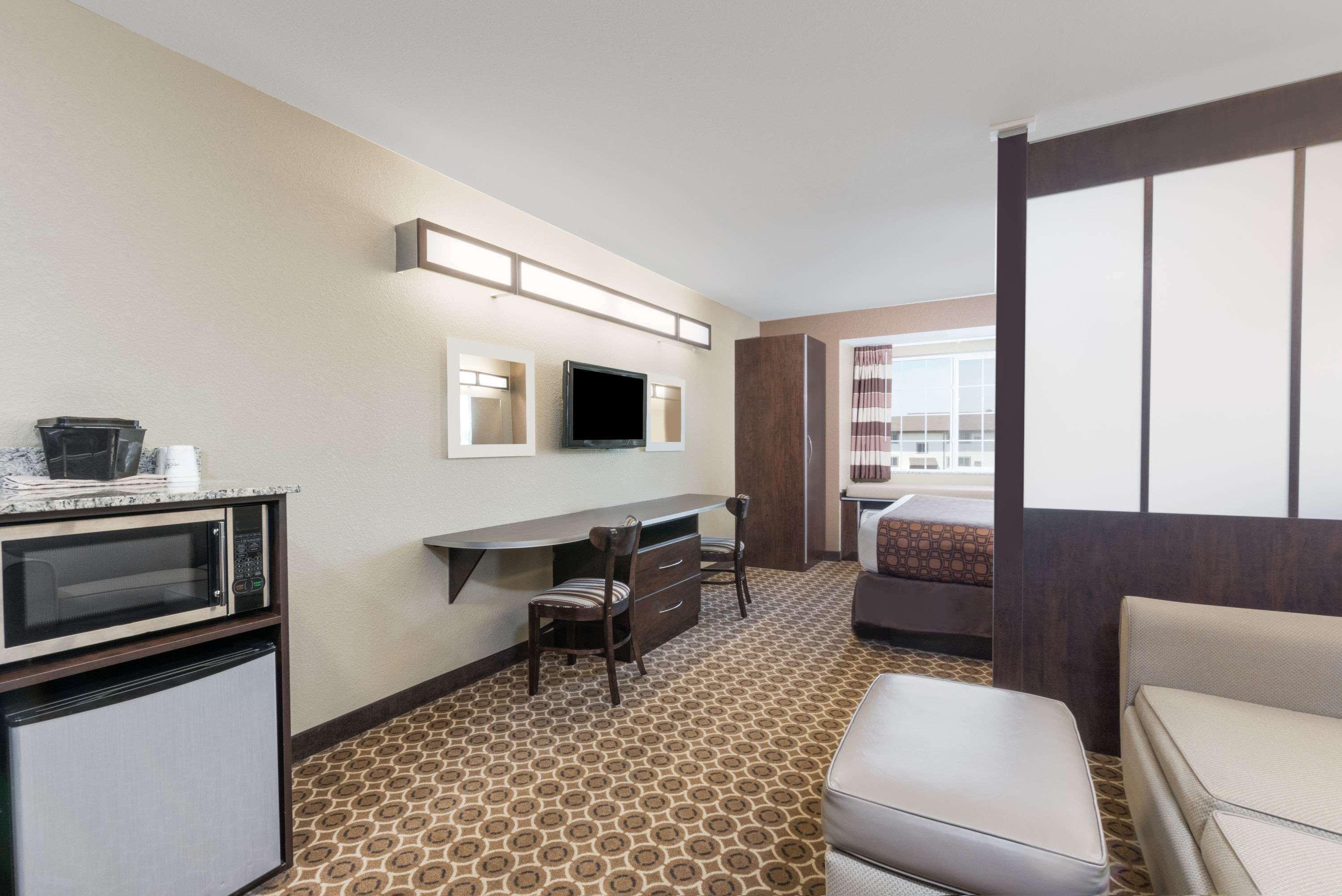 Microtel Inn & Suites By Wyndham Dickinson Kültér fotó